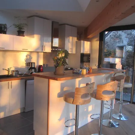 La Petite Charnasserie Couette-café