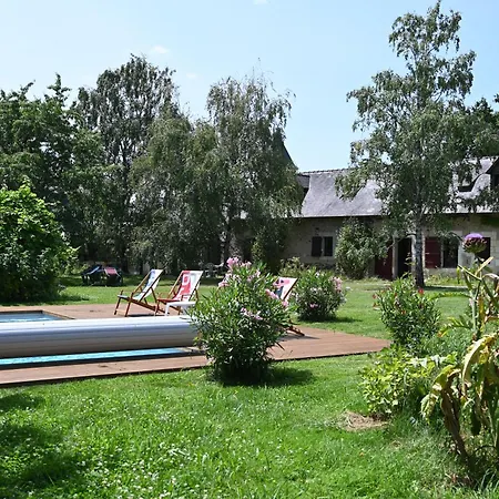 La Petite Charnasserie Bed & Breakfast 3*