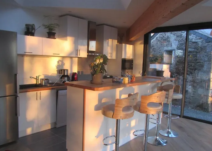 La Petite Charnasserie Bed & Breakfast