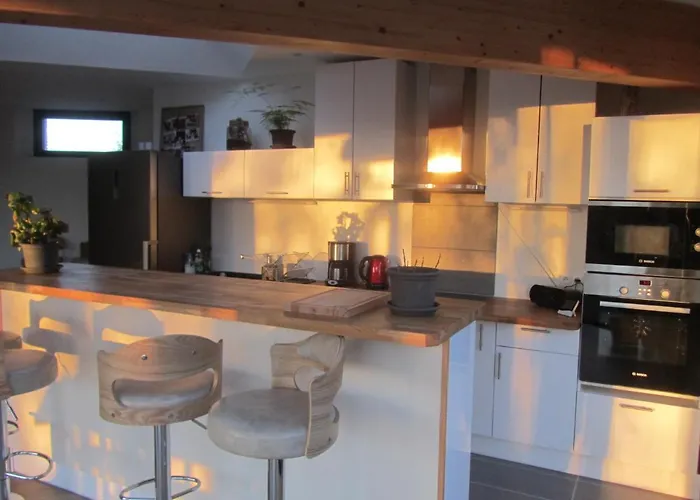 La Petite Charnasserie 3*